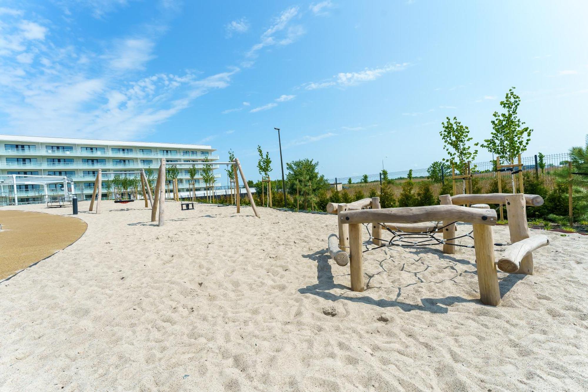 Apartament Z Basenem Polanki Aqua D306 Kolobrzeg Exterior photo